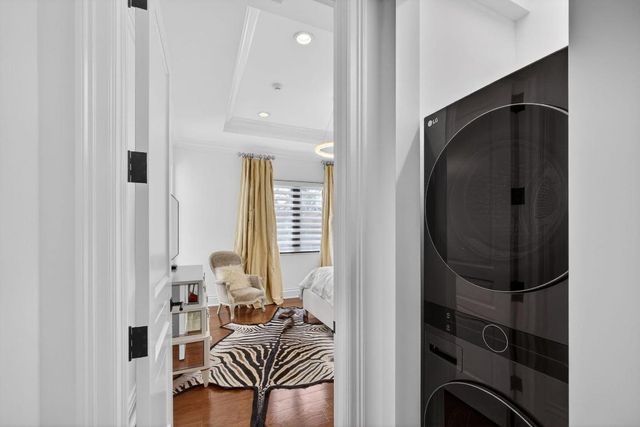 213 Via Palacio, Palm Beach Gardens, FL 33418