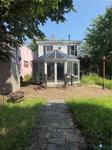 232 Grove Ave, Petersburg, VA 23803