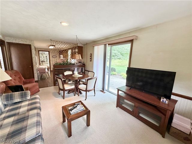 207 Terry Avenue NE, Massillon, OH 44646