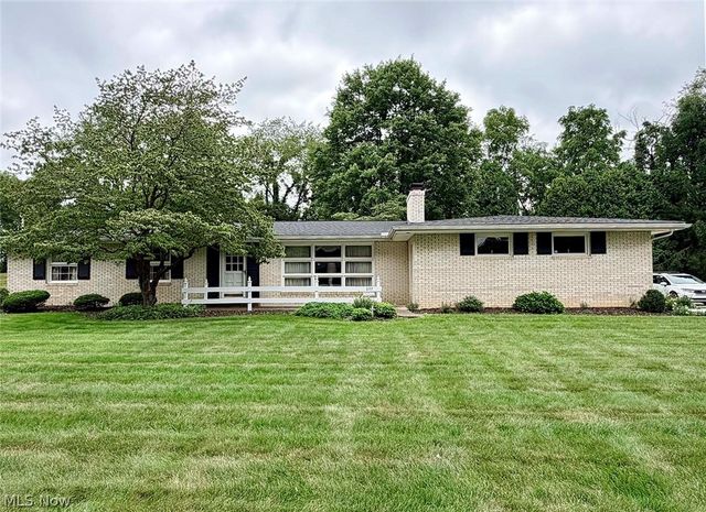 207 Terry Avenue NE, Massillon, OH 44646