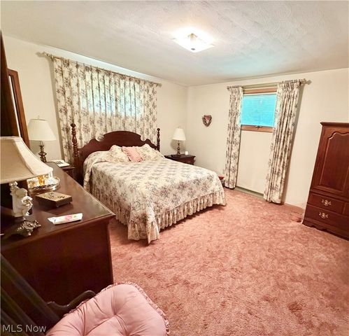 207 Terry Avenue NE, Massillon, OH 44646