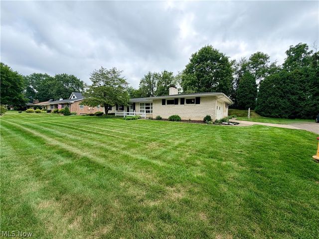 207 Terry Avenue NE, Massillon, OH 44646