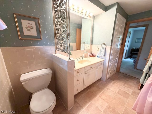 207 Terry Avenue NE, Massillon, OH 44646