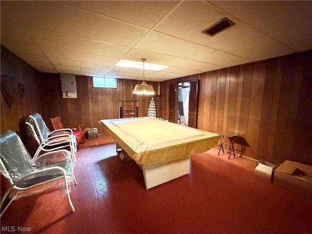 207 Terry Avenue NE, Massillon, OH 44646