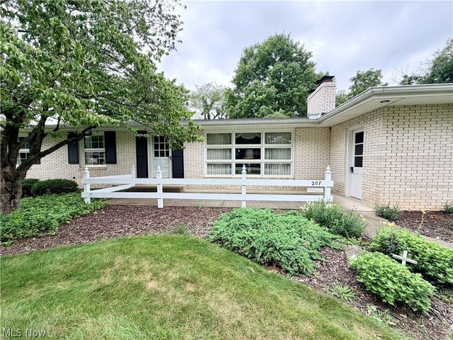 207 Terry Avenue NE, Massillon, OH 44646