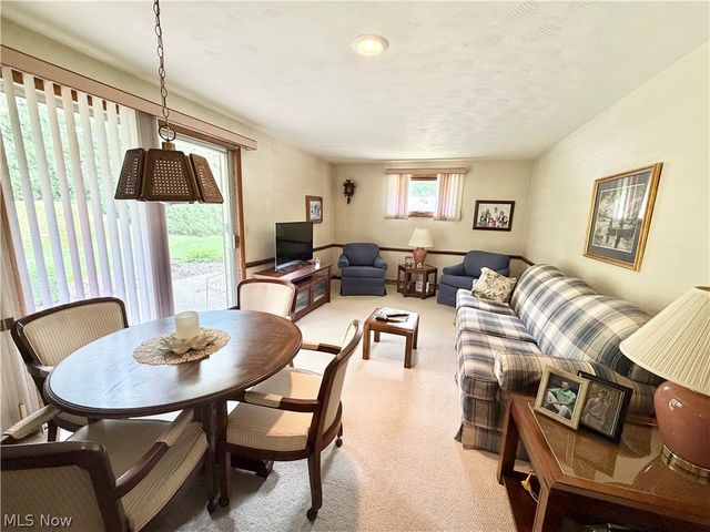207 Terry Avenue NE, Massillon, OH 44646