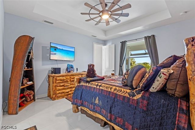 1803 NE 17th TER, Cape Coral, FL 33909