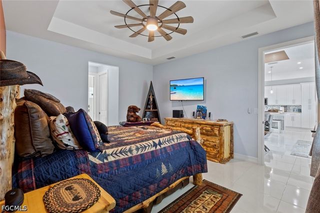 1803 NE 17th TER, Cape Coral, FL 33909