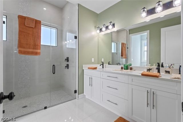 1803 NE 17th TER, Cape Coral, FL 33909