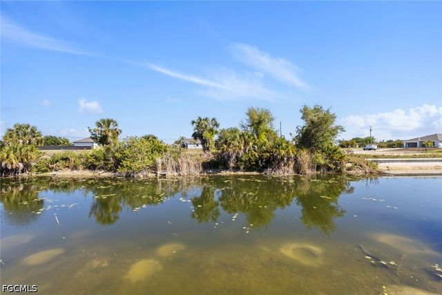 1803 NE 17th TER, Cape Coral, FL 33909