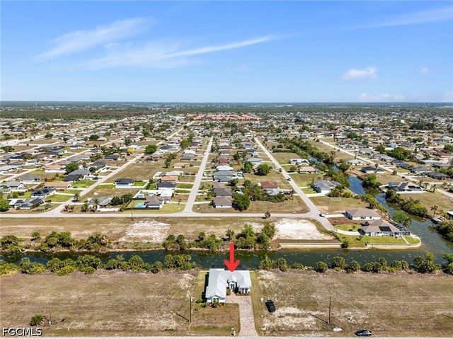 1803 NE 17th TER, Cape Coral, FL 33909