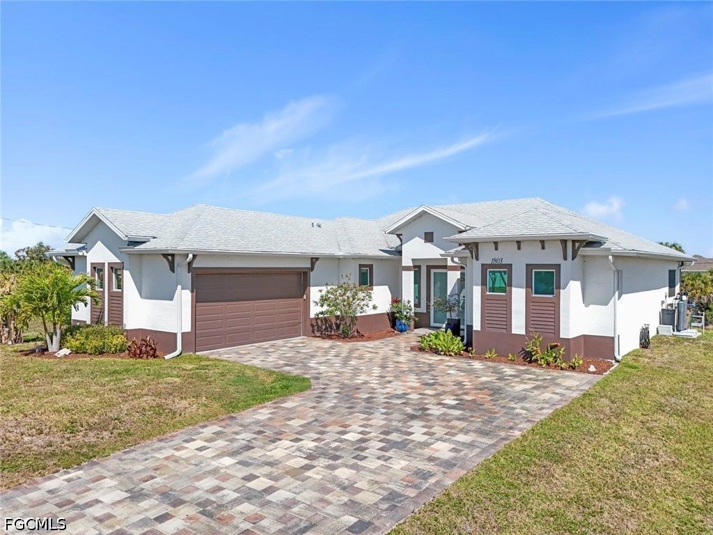 1803 NE 17th TER, Cape Coral, FL 33909