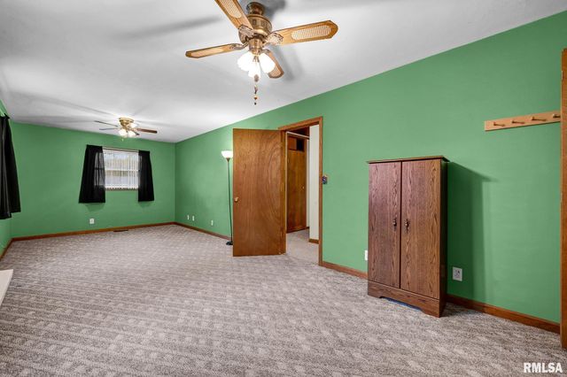 11 NEW SALEM Road, Bartonville, IL 61607