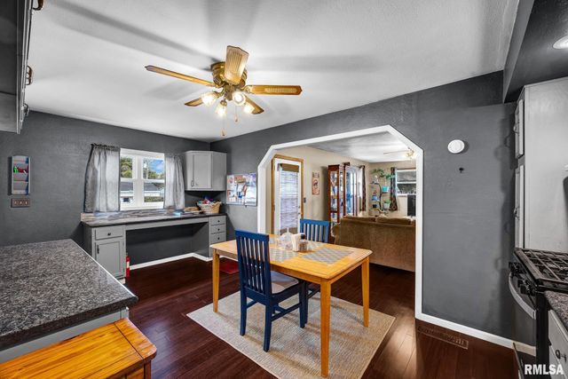 11 NEW SALEM Road, Bartonville, IL 61607