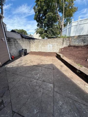 82 Belmont, Paterson City, NJ 07522