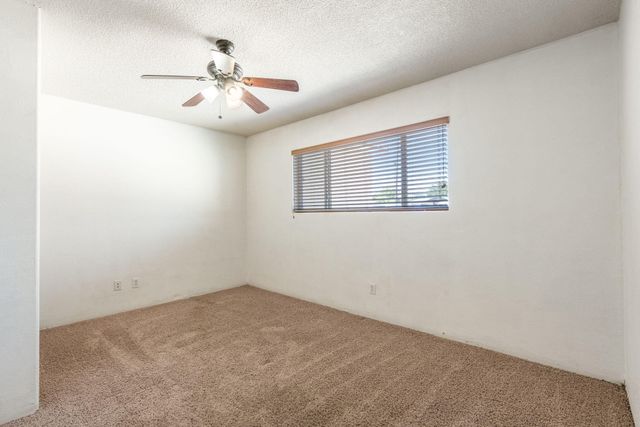 2842 La Fonda Drive SW, Albuquerque, NM 87105