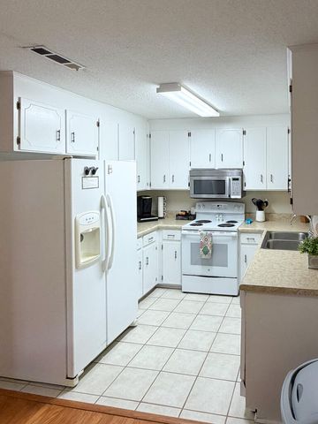 2916 Lonsdale Drive, Dothan, AL 36303