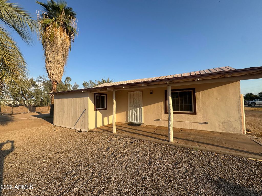 4027 W CAMELBACK Road W, Phoenix, AZ 85019 — photo 2