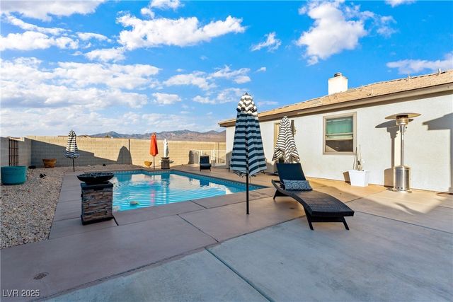 690 Mazelle Lane, Pahrump, NV 89060