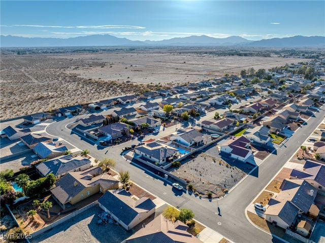 690 Mazelle Lane, Pahrump, NV 89060