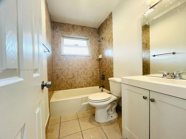 608 SW 16th Ave A, Fort Lauderdale, FL 33312