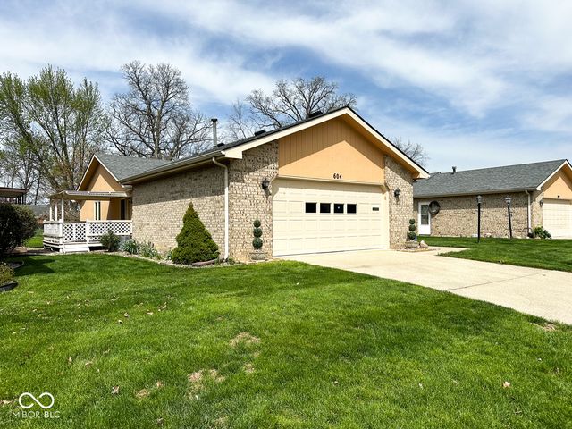 604 N Buckingham Court, Anderson, IN 46013