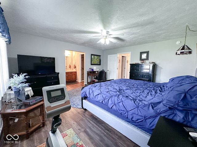 604 N Buckingham Court, Anderson, IN 46013