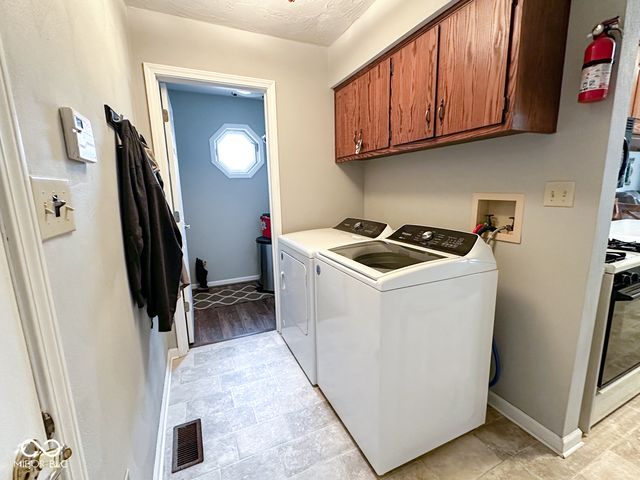 604 N Buckingham Court, Anderson, IN 46013