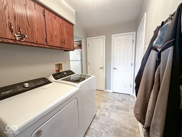 604 N Buckingham Court, Anderson, IN 46013