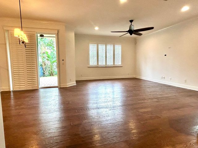 2024 FOXTAIL VIEW Court, West Palm Beach, FL 33411