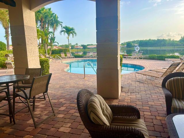 2024 FOXTAIL VIEW Court, West Palm Beach, FL 33411
