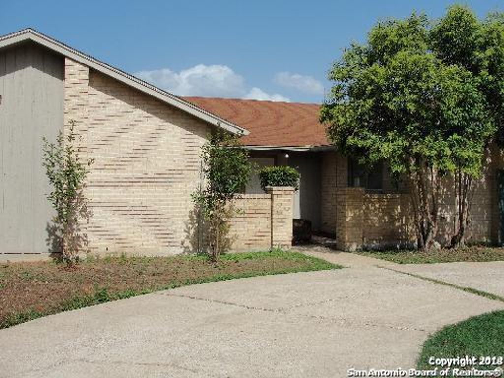 4710 OAKFIELD WAY, San Antonio, TX 78250
