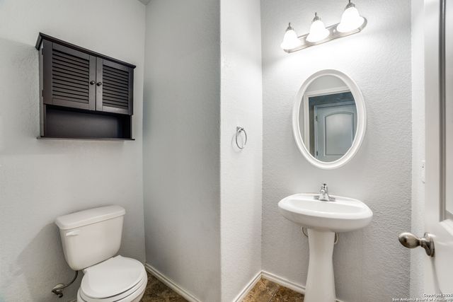 10713 Gemsbuck Lodge, San Antonio, TX 78245