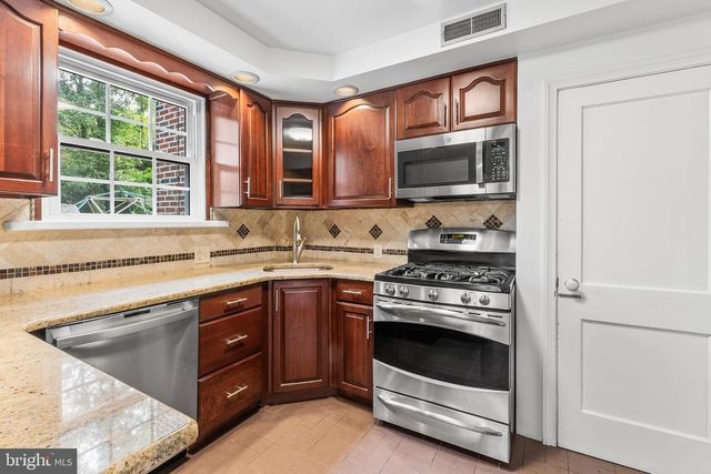 707 CONSHOHOCKEN STATE RD, Bala Cynwyd, PA 19004