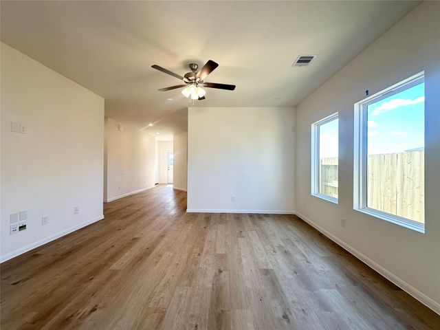 4632 Mesquite Trail Blush, Pinehurst, TX 77362