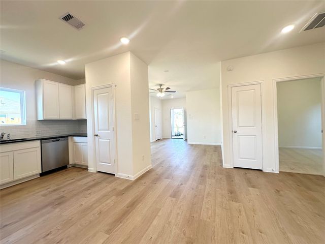 4632 Mesquite Trail Blush, Pinehurst, TX 77362