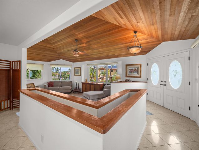 212 E Ikea Kai Pl, Kihei, HI 96753