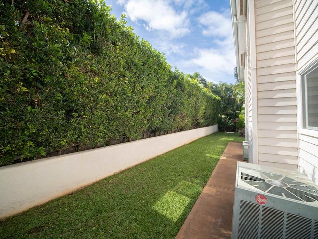 212 E Ikea Kai Pl, Kihei, HI 96753