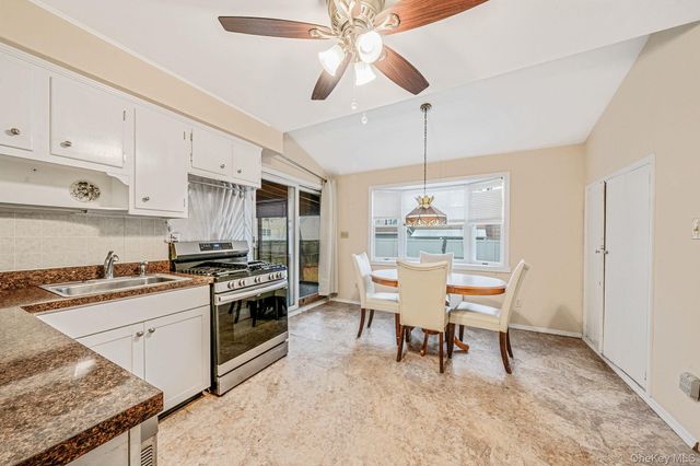 41 Brookside Court, Copiague, NY 11726