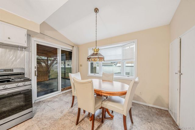 41 Brookside Court, Copiague, NY 11726