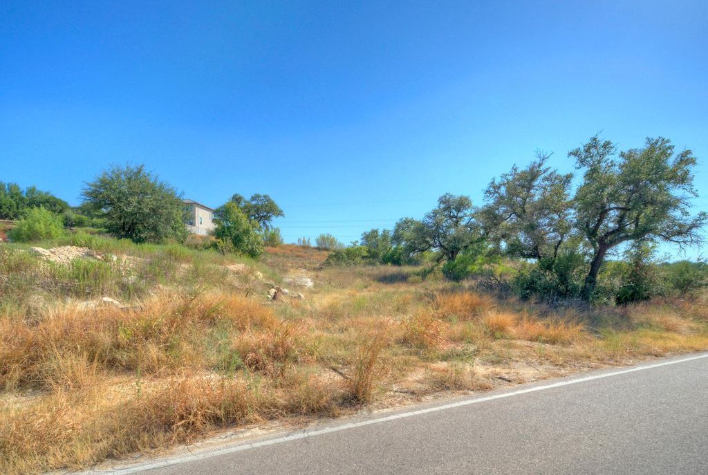 5003 Weletka DR, Austin, TX 78734