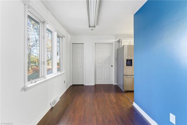 124 Ridgeway Lane, Lexington, NC 27295