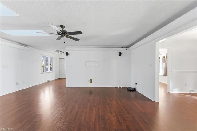 124 Ridgeway Lane, Lexington, NC 27295