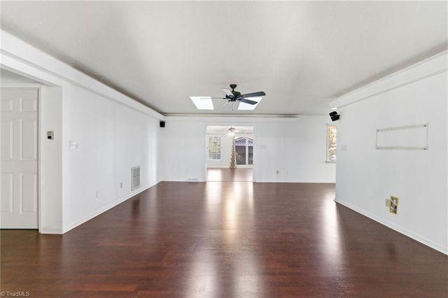 124 Ridgeway Lane, Lexington, NC 27295