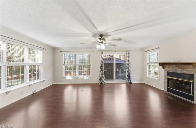 124 Ridgeway Lane, Lexington, NC 27295