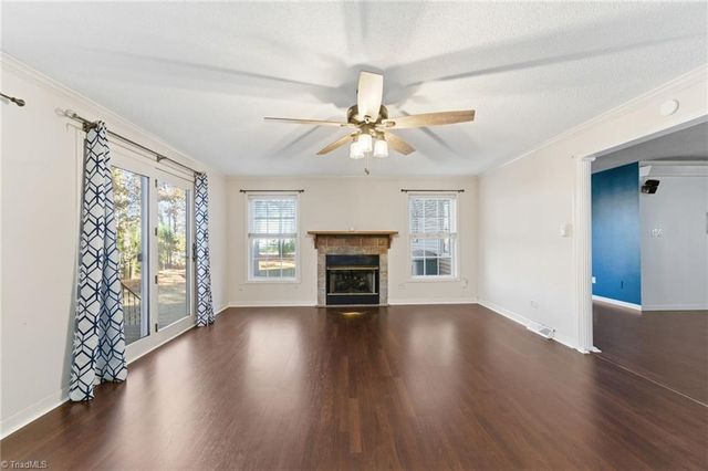 124 Ridgeway Lane, Lexington, NC 27295