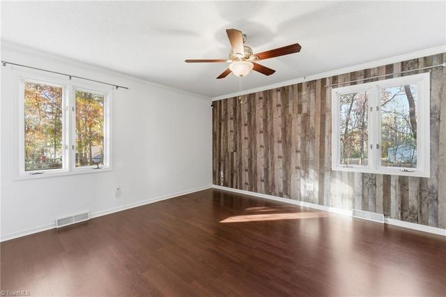 124 Ridgeway Lane, Lexington, NC 27295