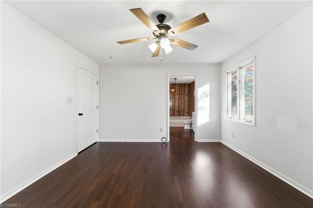 124 Ridgeway Lane, Lexington, NC 27295