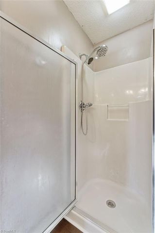 124 Ridgeway Lane, Lexington, NC 27295