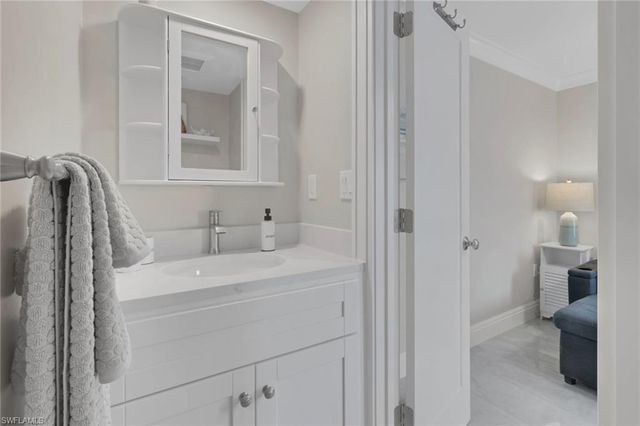 642 12th AVE S, Naples, FL 34102